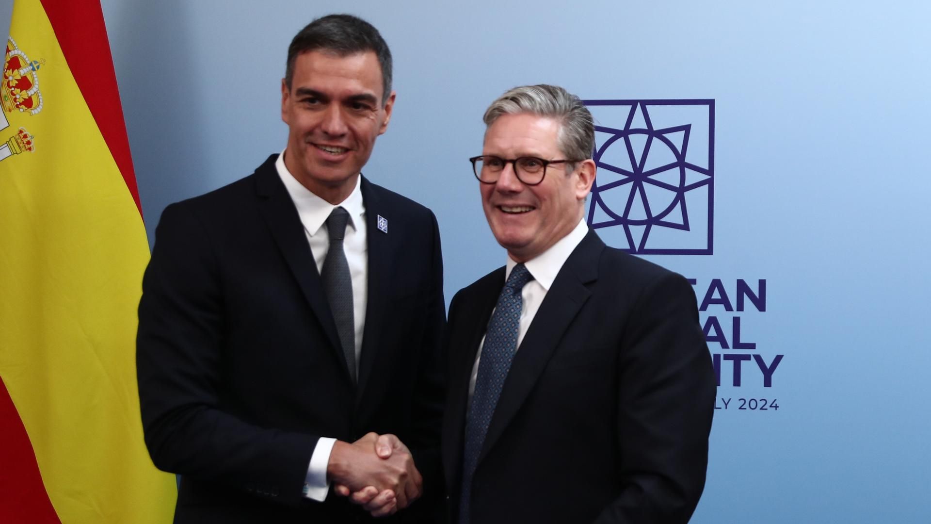 El presidente del Gobierno, Pedro Sánchez, y el primer ministro de Reino Unido, Keir Starmer, en una imagen de archivo
