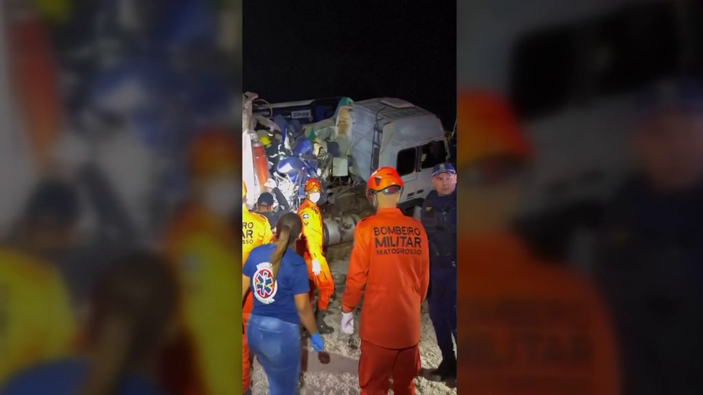 Un accidente entre un camión y un autobús en Brasil cuesta la vida a once personas