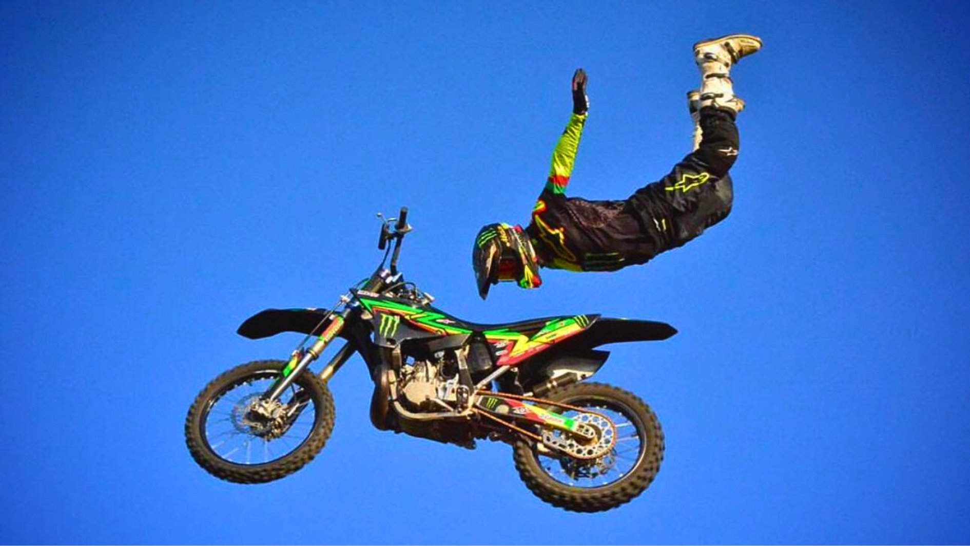 Edgar Torronteras, durante un salto