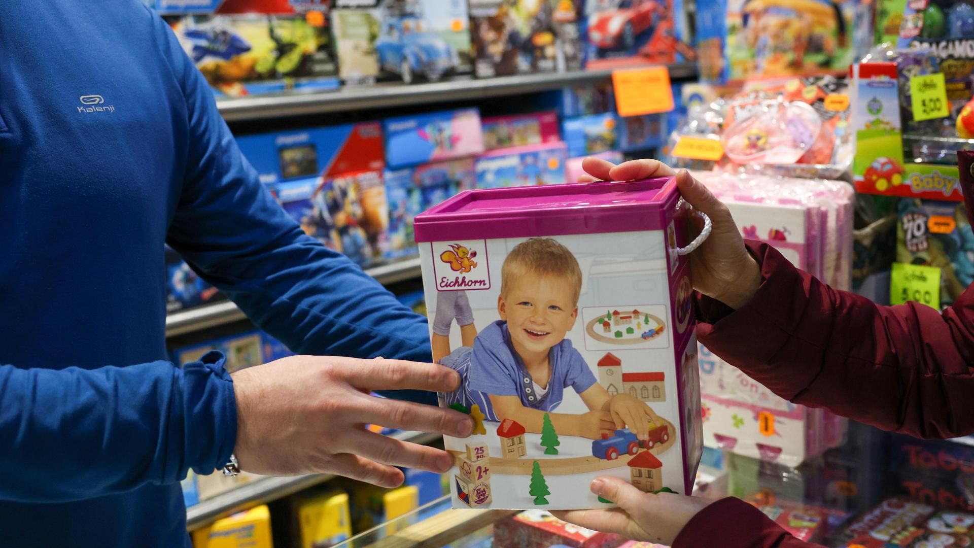 La sorprendente iniciativa del dueño de la mayor cadena de jugueterías de Reino Unido: cede la propiedad a su plantilla