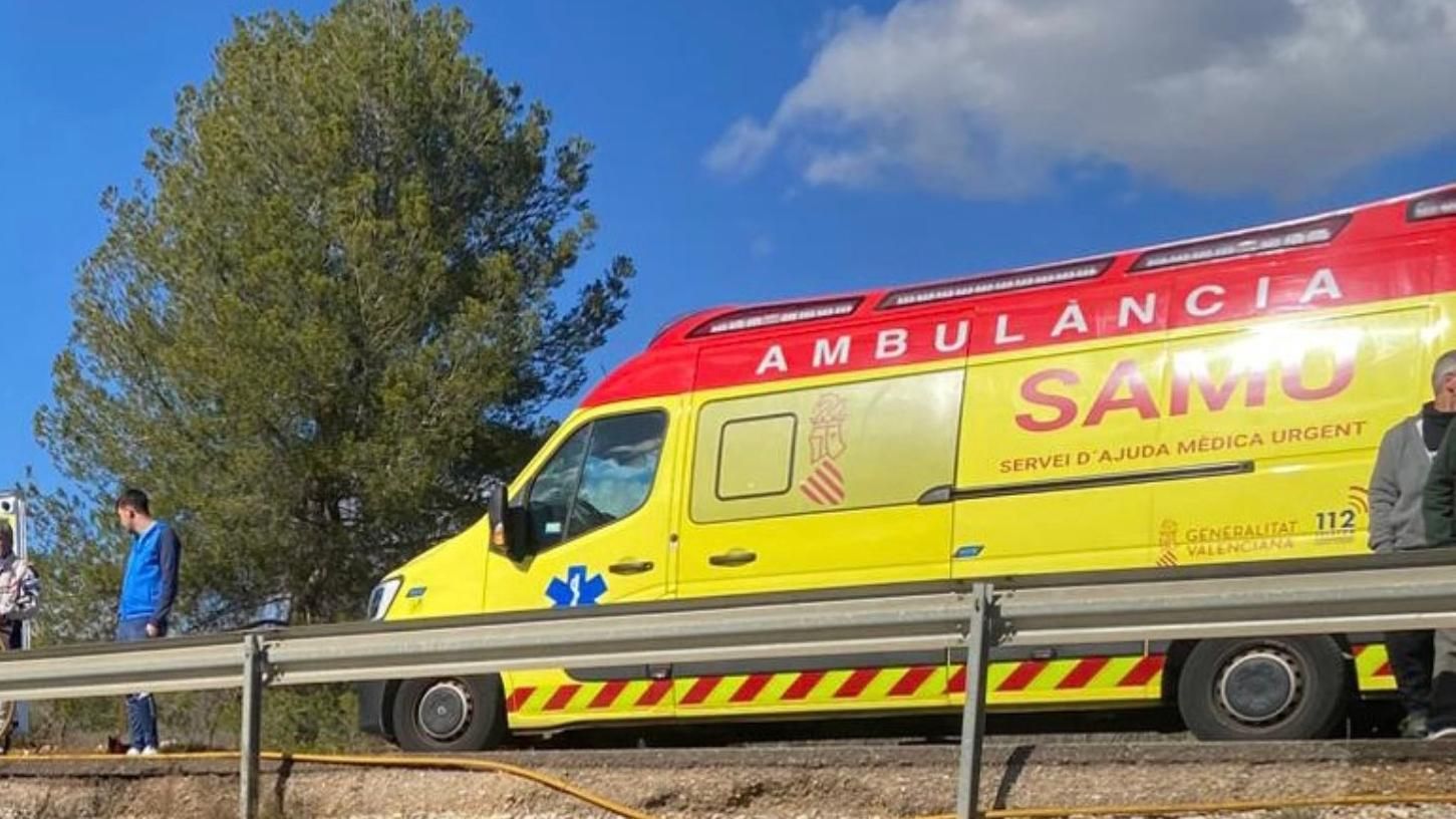 Once heridos, entre ellos cinco menores, en un accidente de tres vehículos en la AP7 en Castellón