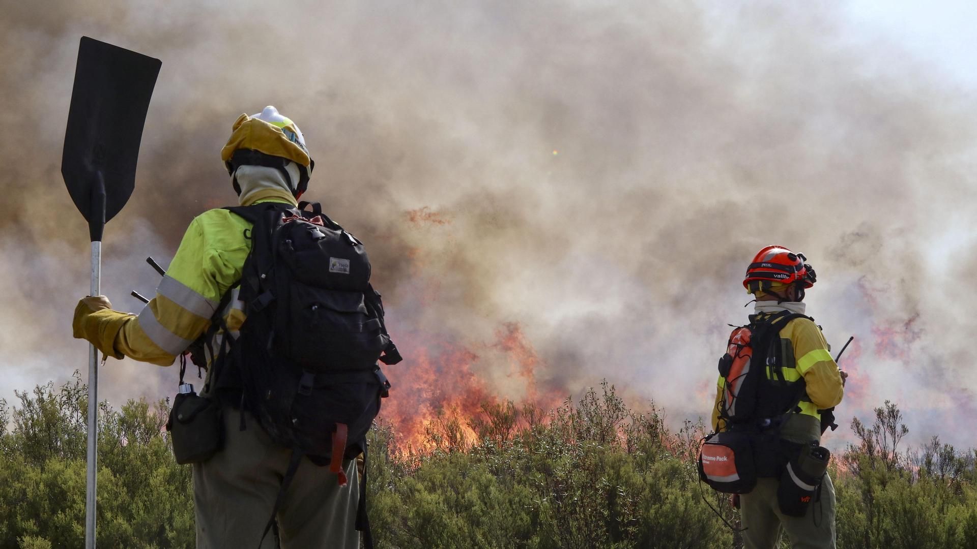 El incendio de León y la reacción in extremis de Noemí, la reportera de  Informativos Telecinco