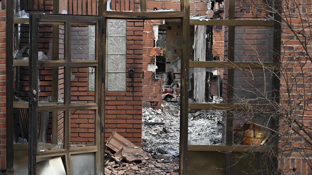 La angustia de los vecinos afectados por el incendio de Tres Cantos: “Mi sentimiento es de tristeza absoluta”