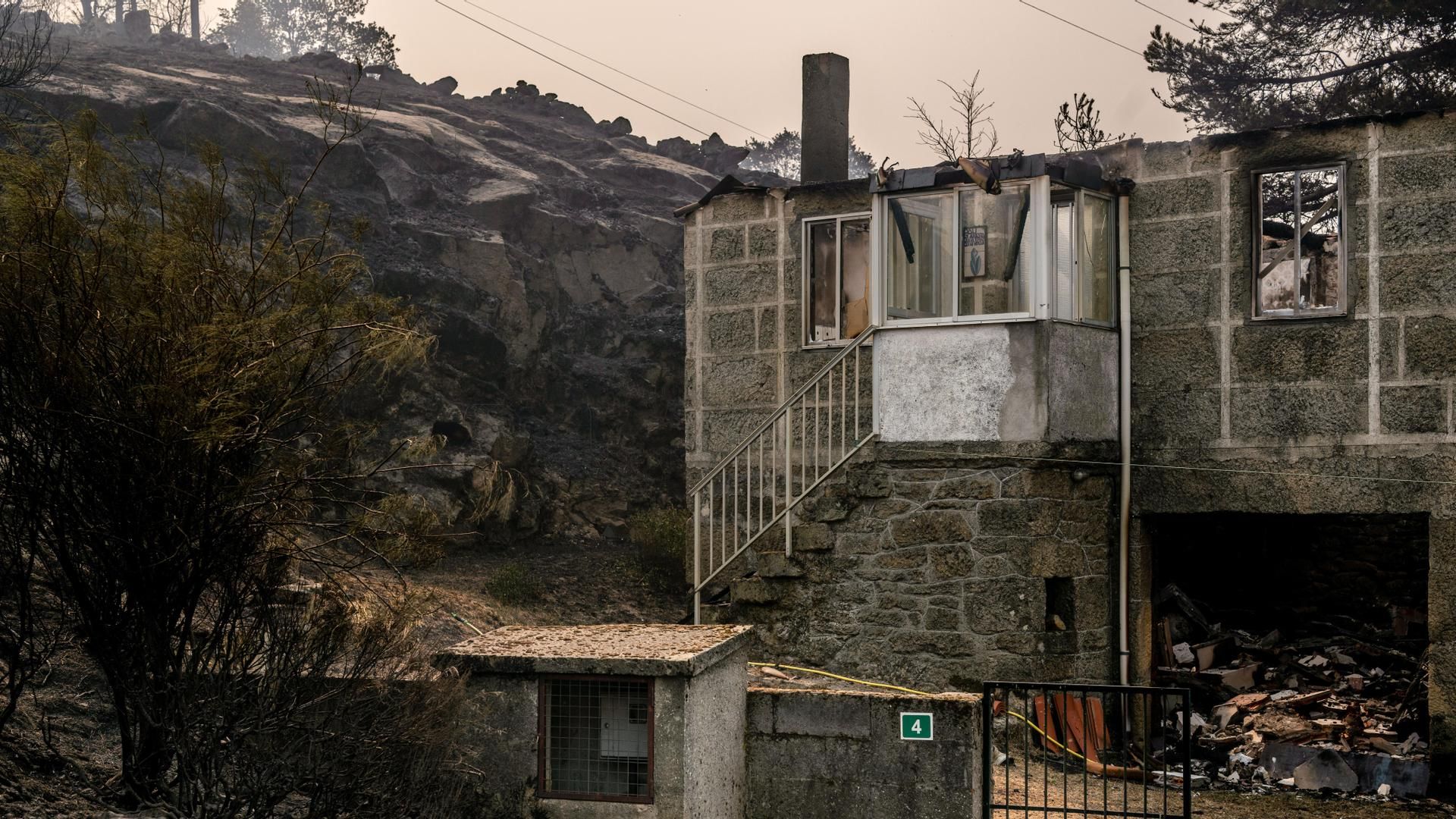 La residencia de mayores de Chandrexa de Queixa traslada a grandes dependientes a otros centros por el incendio de Ourense