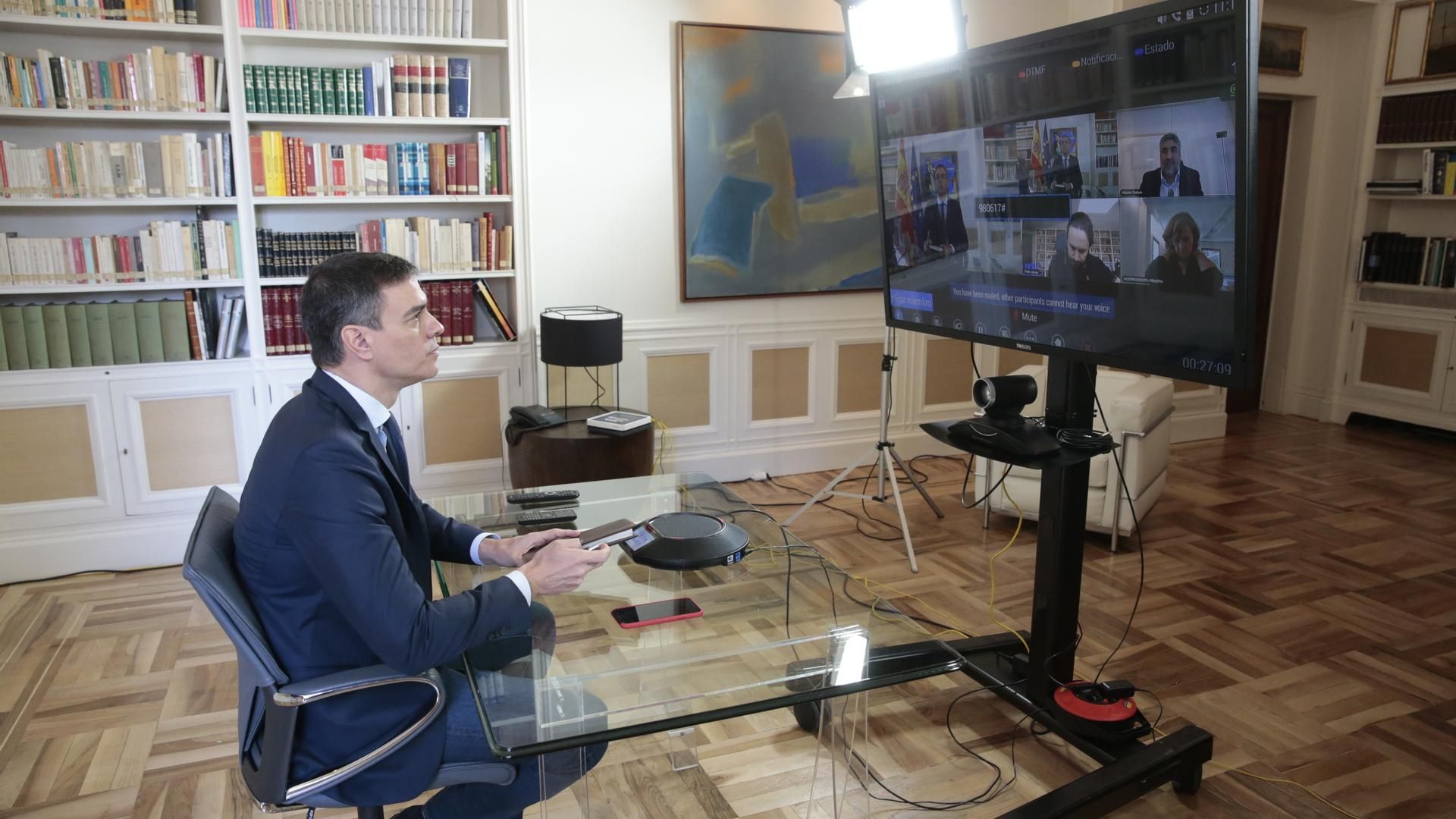 Pedro Sánchez interviniendo por videoconferencia