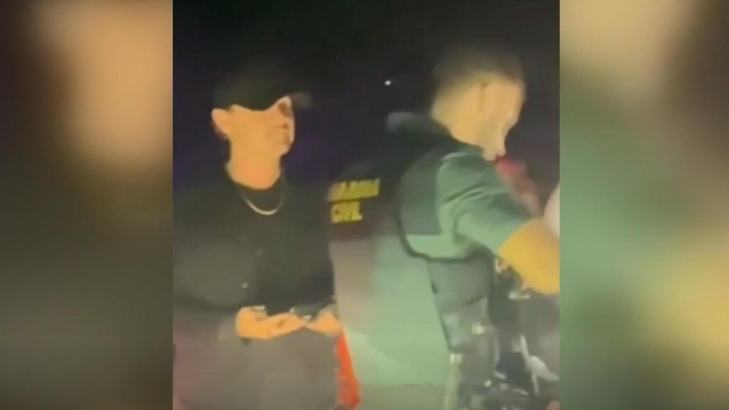 La Guardia Civil cachea a Leonardo DiCaprio en una fiesta en Ibiza: los detalles del momento