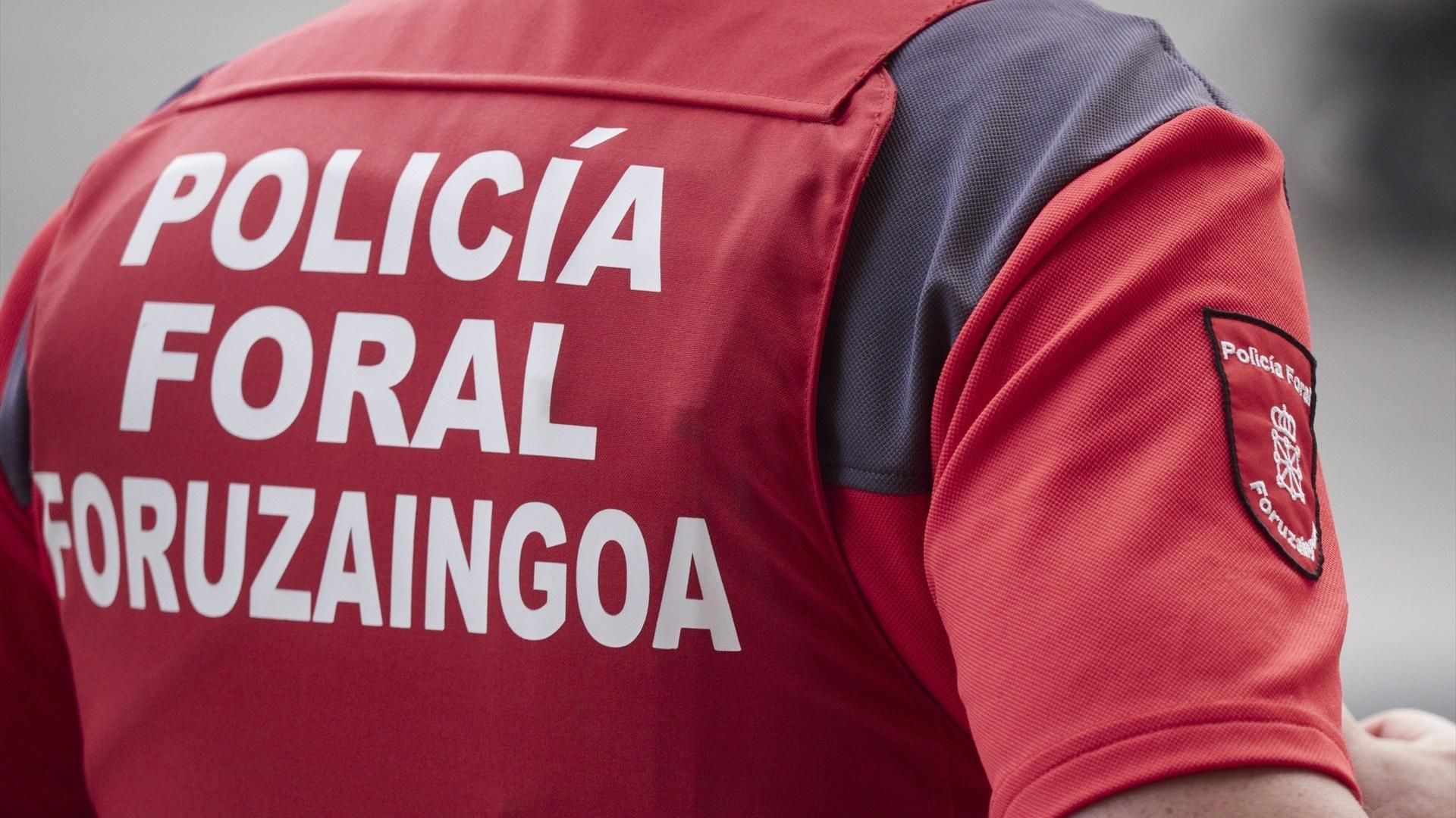 Imagen de archivo de un agente de Policía Foral