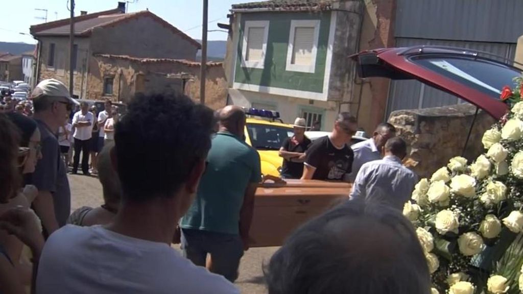 Quintanilla de Flórez, en León, despide a Jaime, el segundo voluntario muerto en los incendios