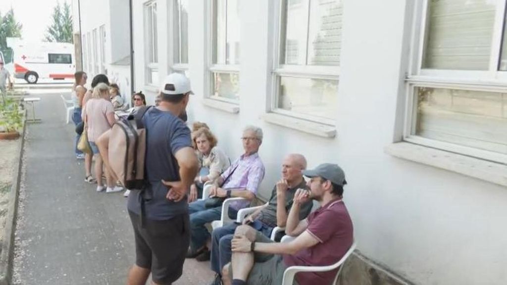 El incendio de Porto, en Zamora: 1.000 vecinos evacuados pasan ya la segunda noche fuera de sus casas