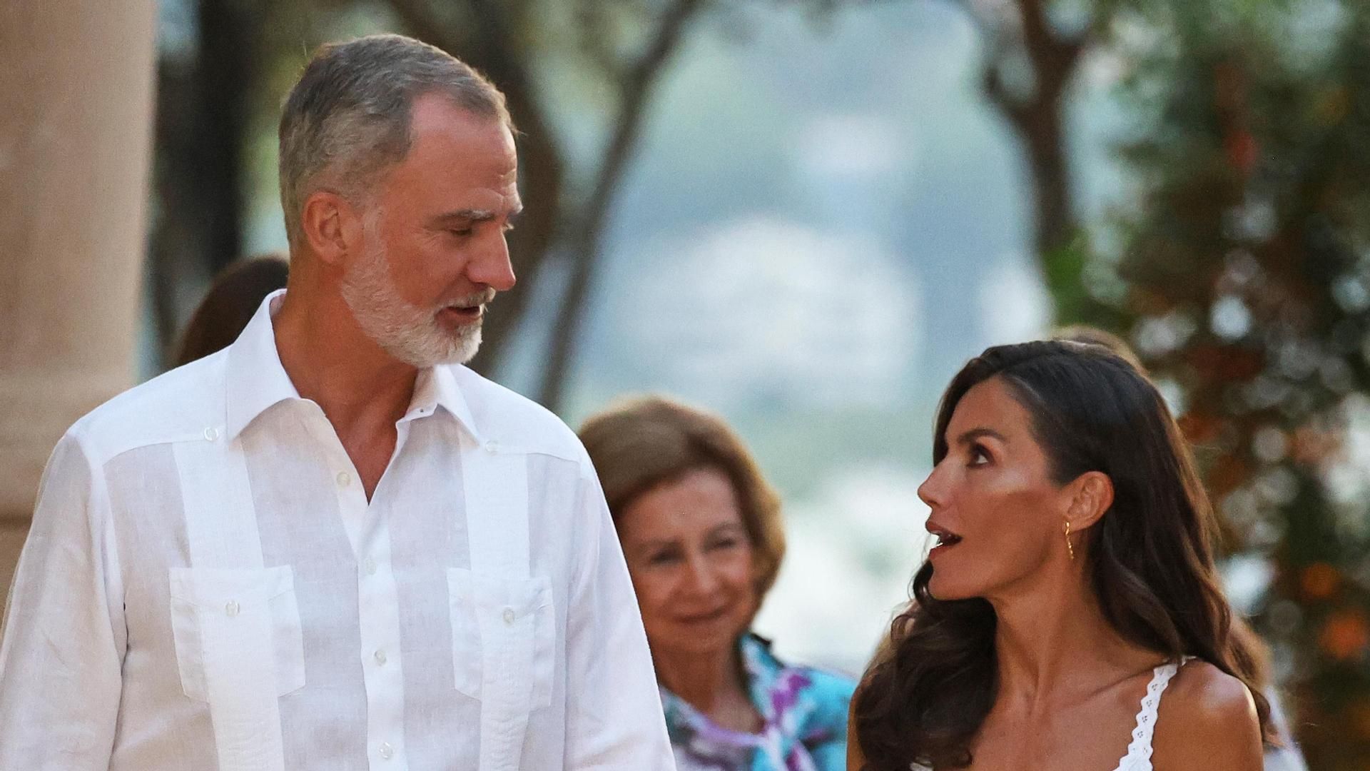 El rey Felipe VI y doña Letizia en la recepción de Marivent