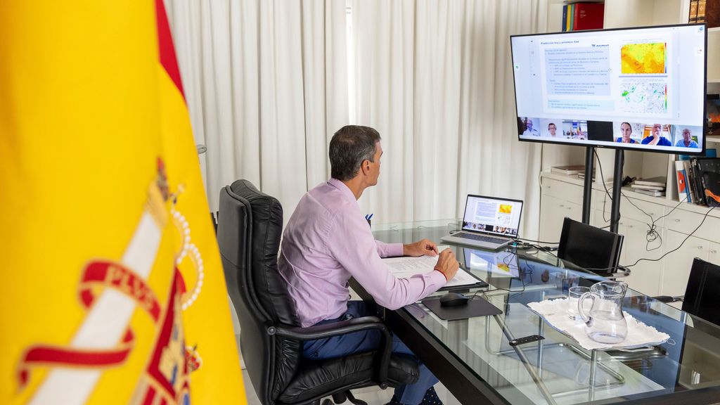 Pedro Sánchez se desplazará este domingo a las zonas afectadas por los incendios en Ourense y León