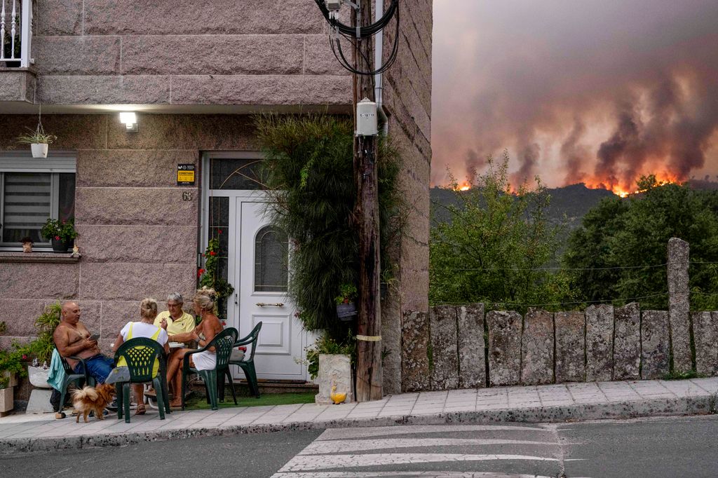 Galicia atraviesa más de una semana de ola de incendios: ya son más de 51.200 hectáreas quemadas, la mayoría en Ourense