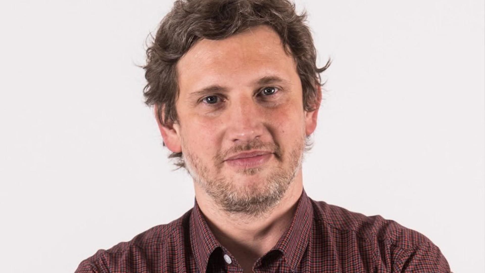 Sebastián Girona, psicólogo experto en parejas: "Hay tres grandes herramientas a la hora de afrontar una crisis"