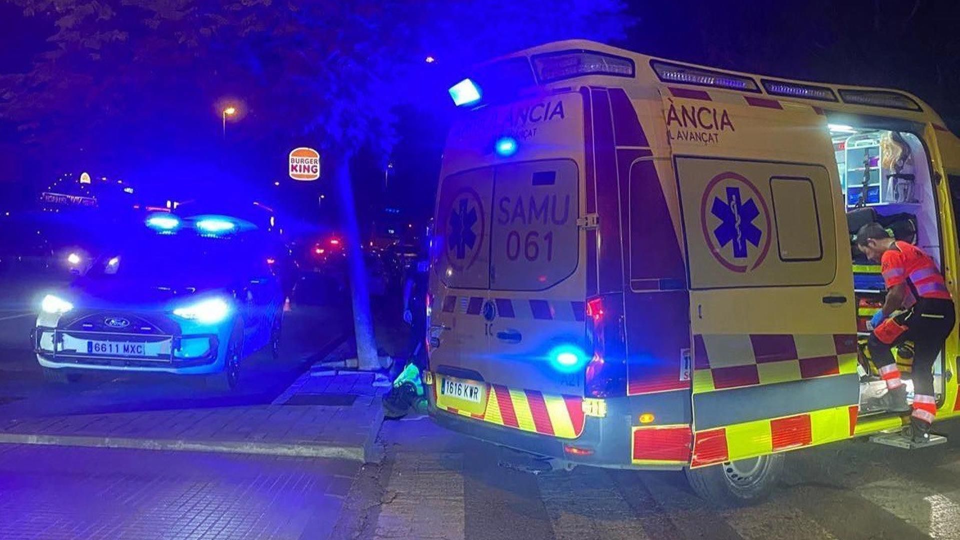 Ambulancia en el lugar del accidente.
