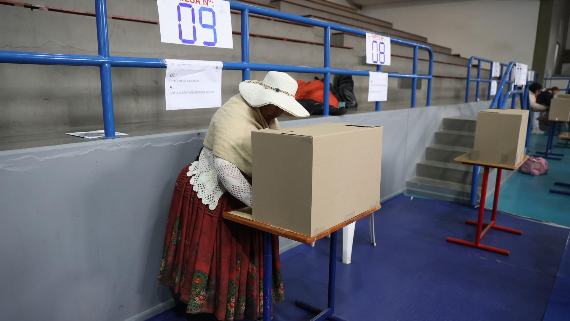 Bolivia celebra sus elecciones presidenciales: todo apunta al fin del ciclo del Movimiento Al Socialismo