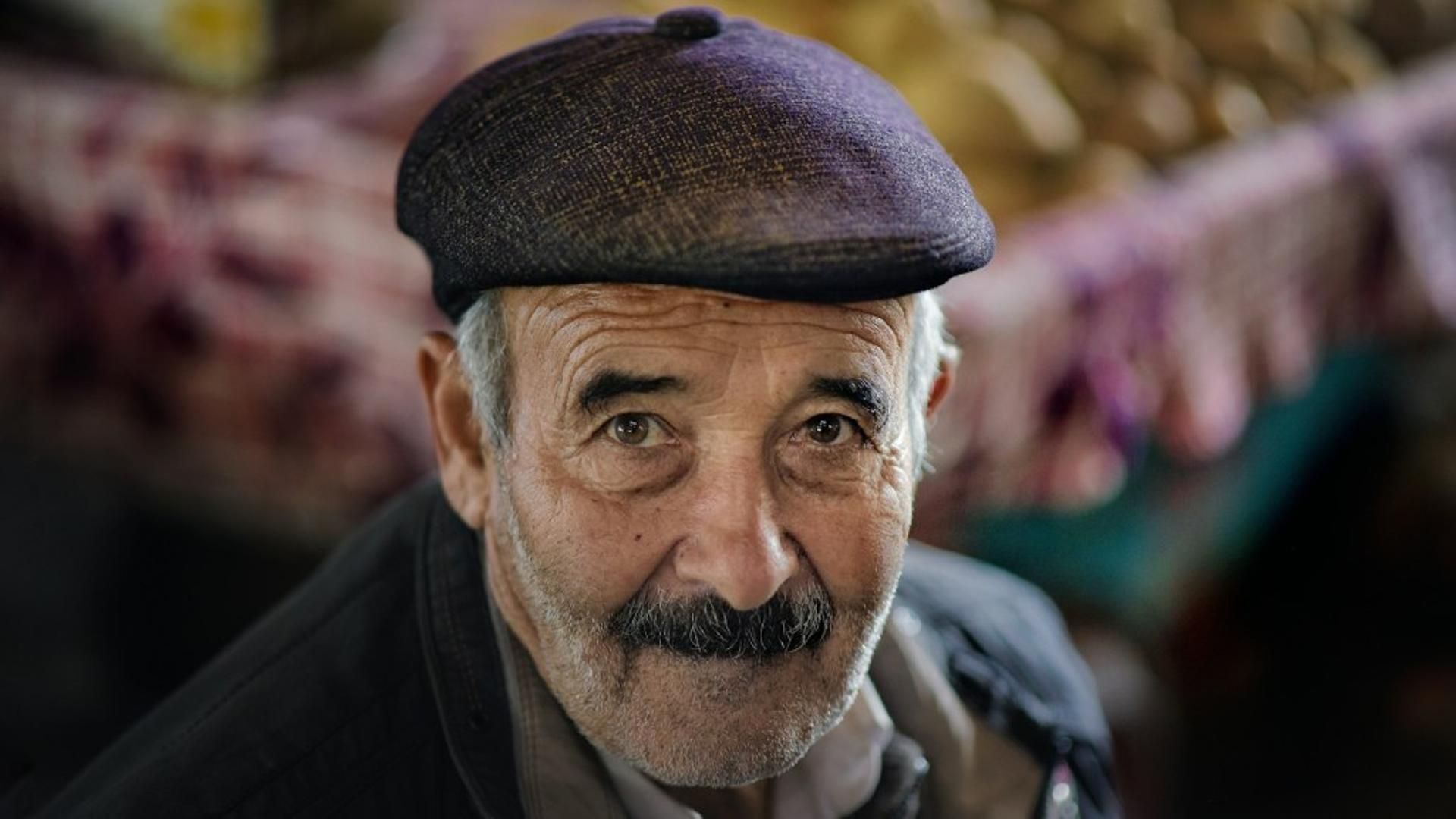 Crecimiento orejas y nariz al envejecer