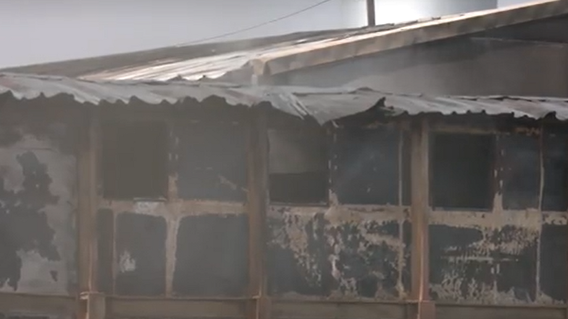 Fábrica de aceite calcinada en Pinos Puente, Granada