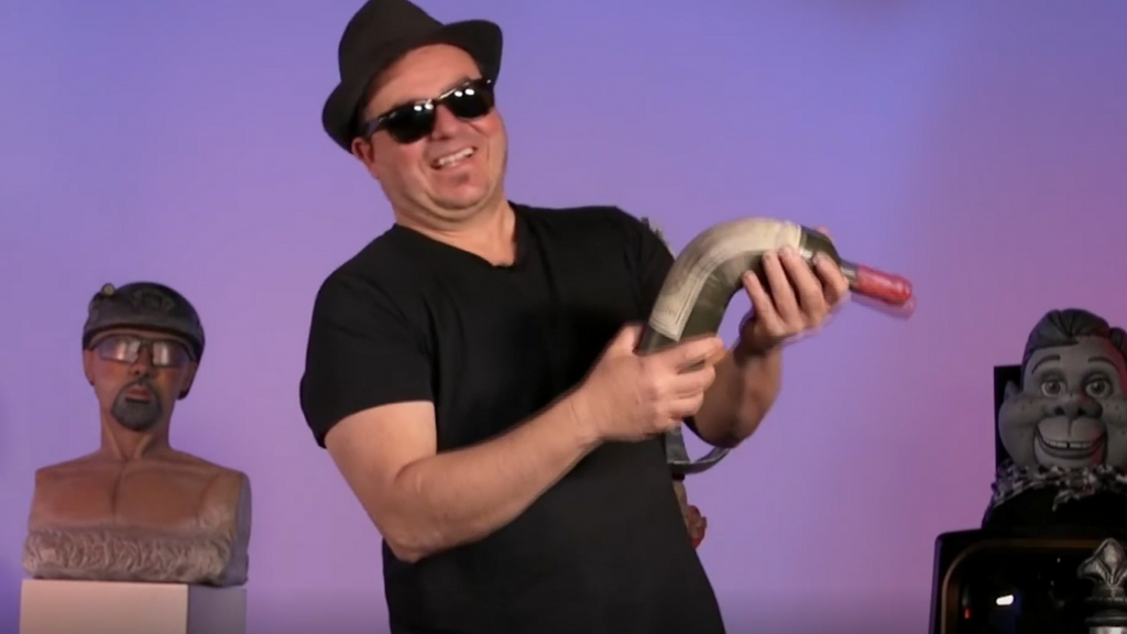 Félix Sempers se traslada de Miami a Almería para continuar con sus esculturas de papel