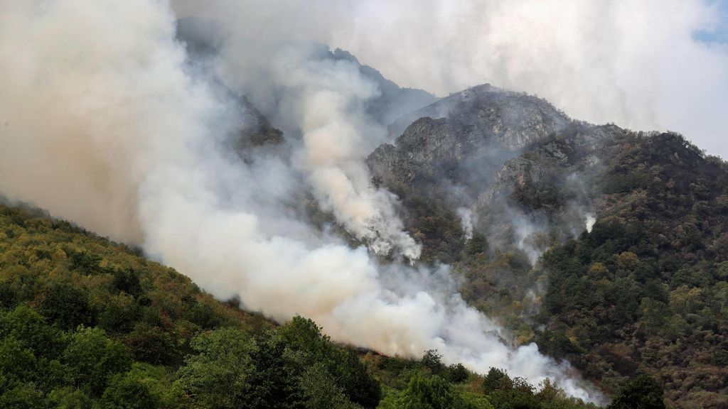 Incendios en España: 40 focos activos, 31.000 evacuados y una histórica ayuda internacional