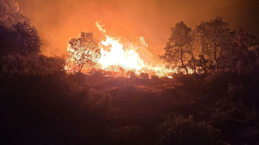 El fuego no da tregua en Extremadura: la localidad de Hervás continúa confinada