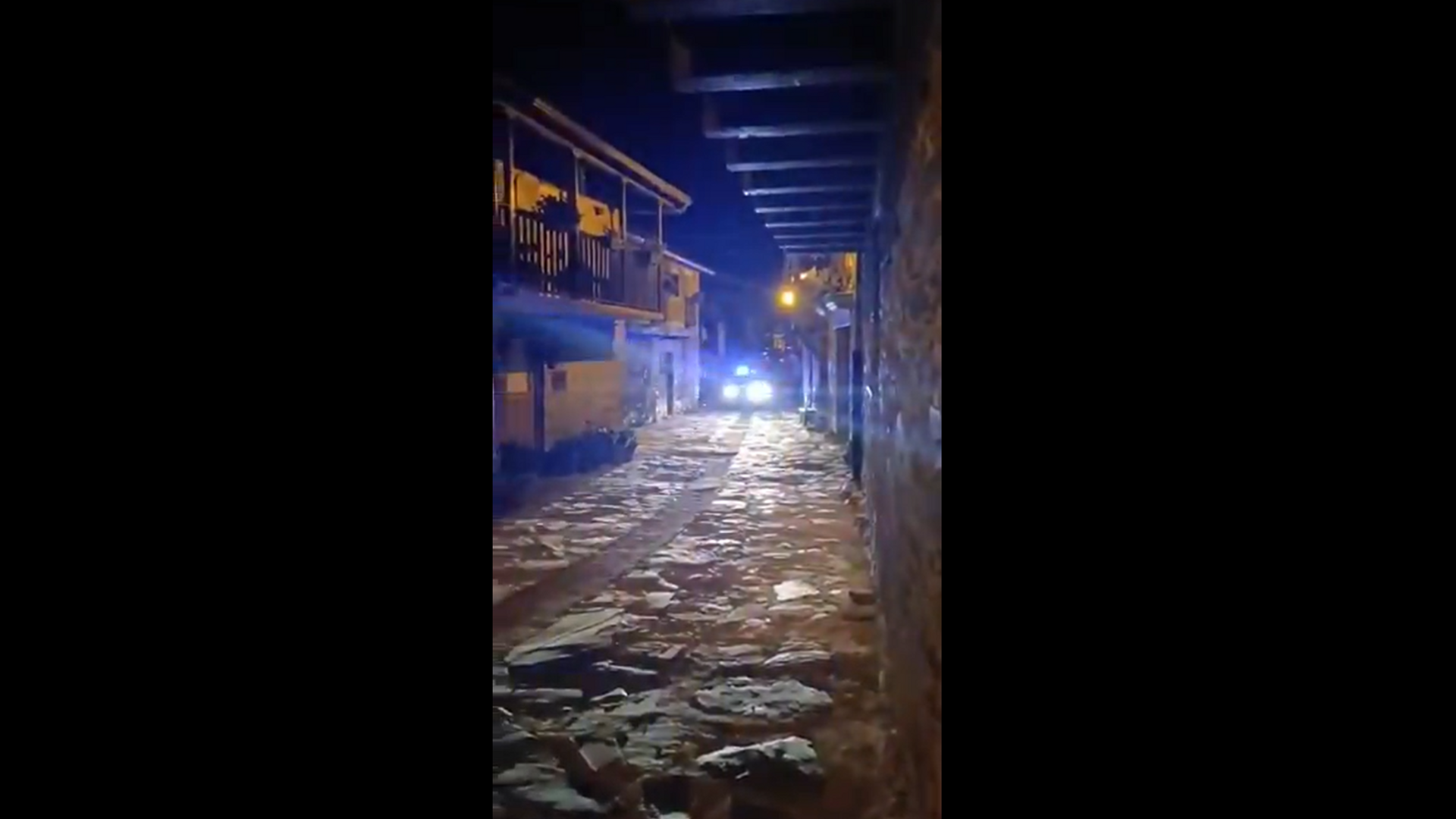 La Policía desaloja a los vecinos de Espinoso de Compludo, León