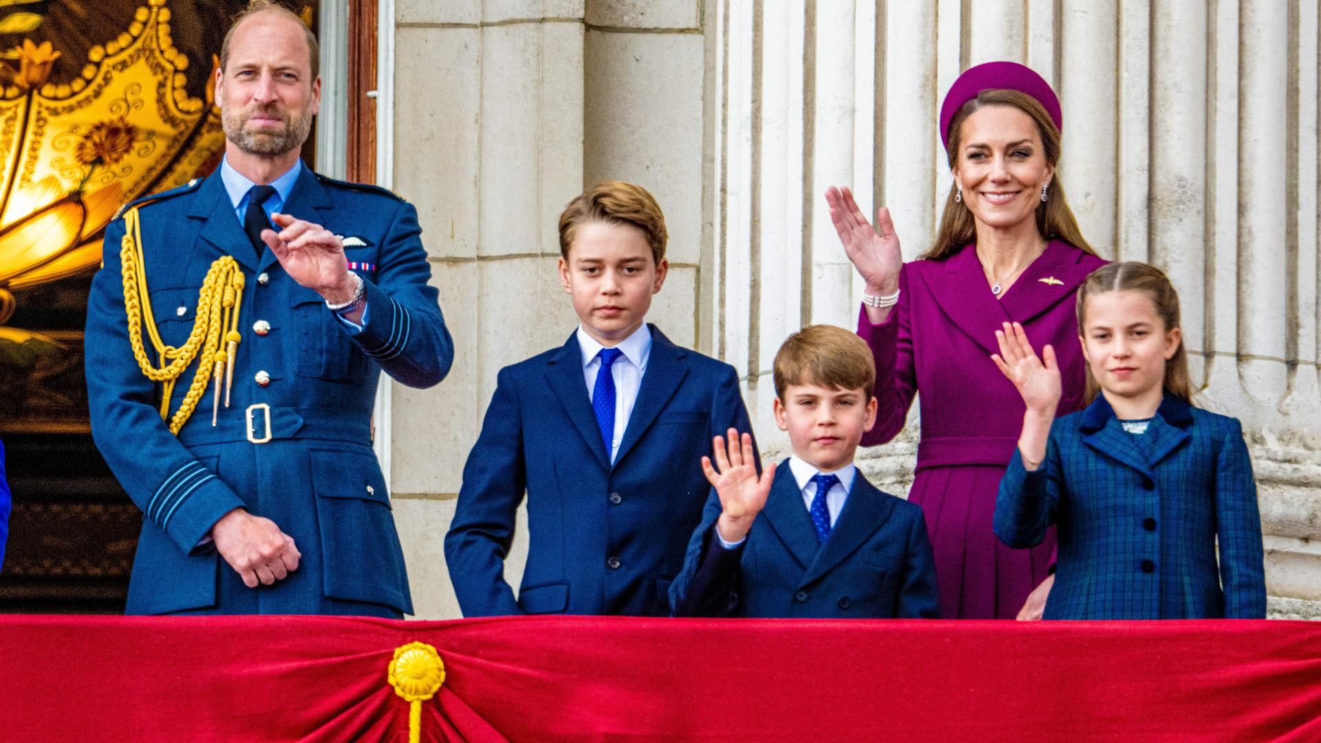 Los príncipes de Gales y sus hijos