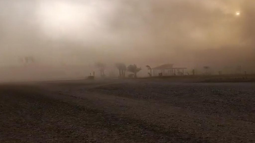 Un reventón térmico provoca el caos en una Playa de Motril y obliga a un desalojo exprés de los bañistas