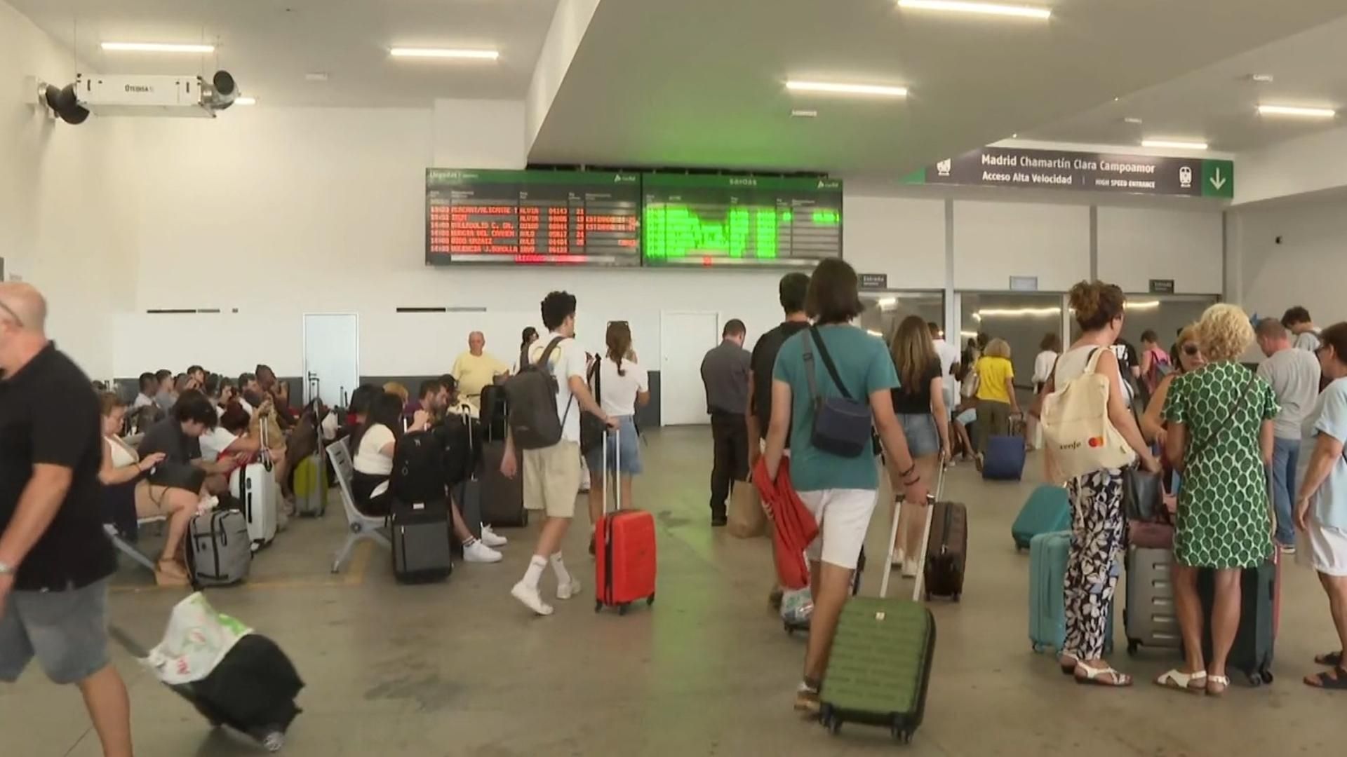 Trenes cortados a Galicia por los incendios