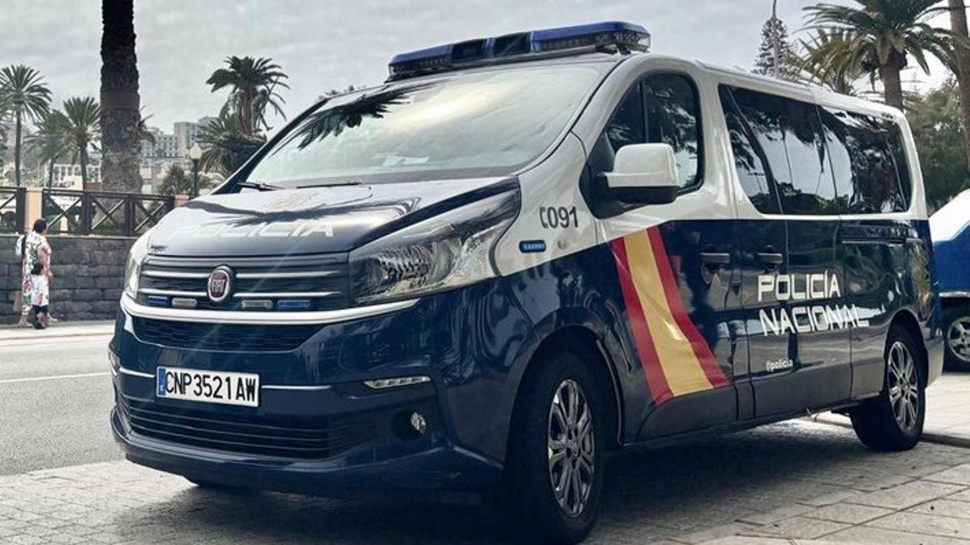 Furgoneta de la Policía Nacional