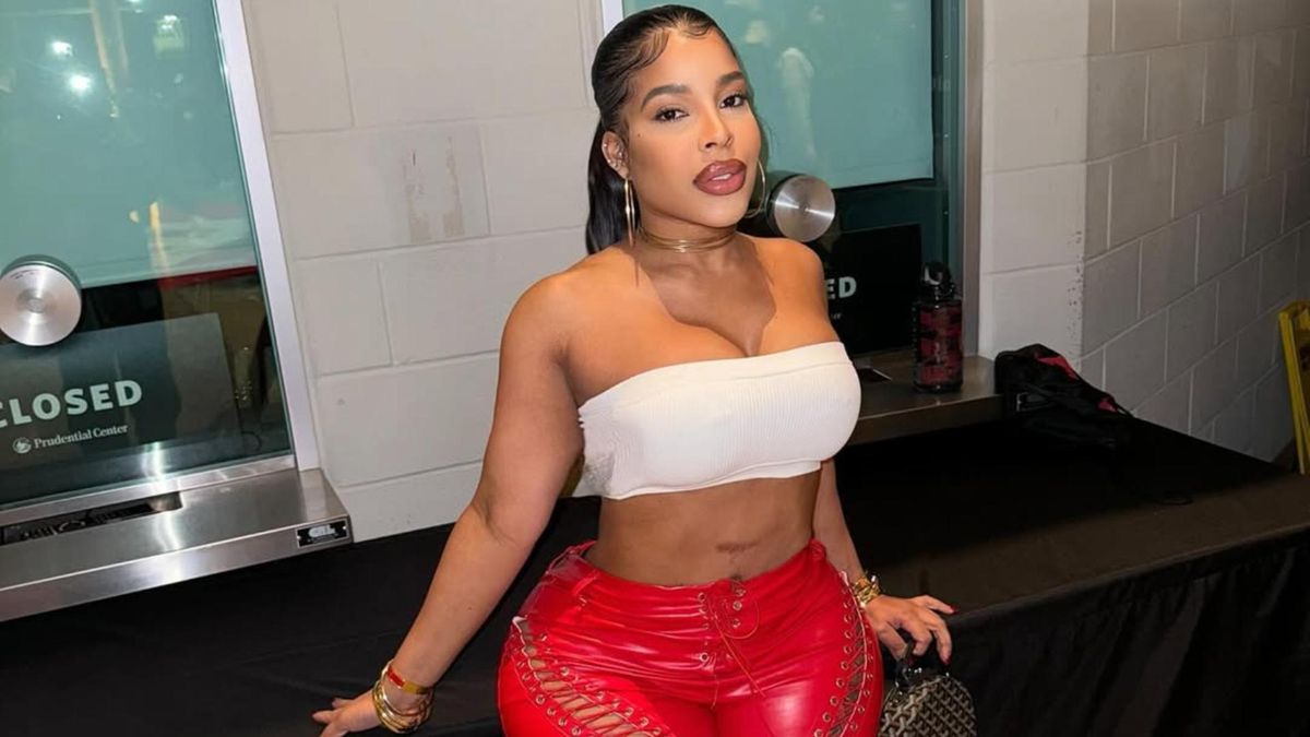 Muere la influencer Ariela 'La Langosta' a los 33 años: la policía la  encontró sin vida en su coche