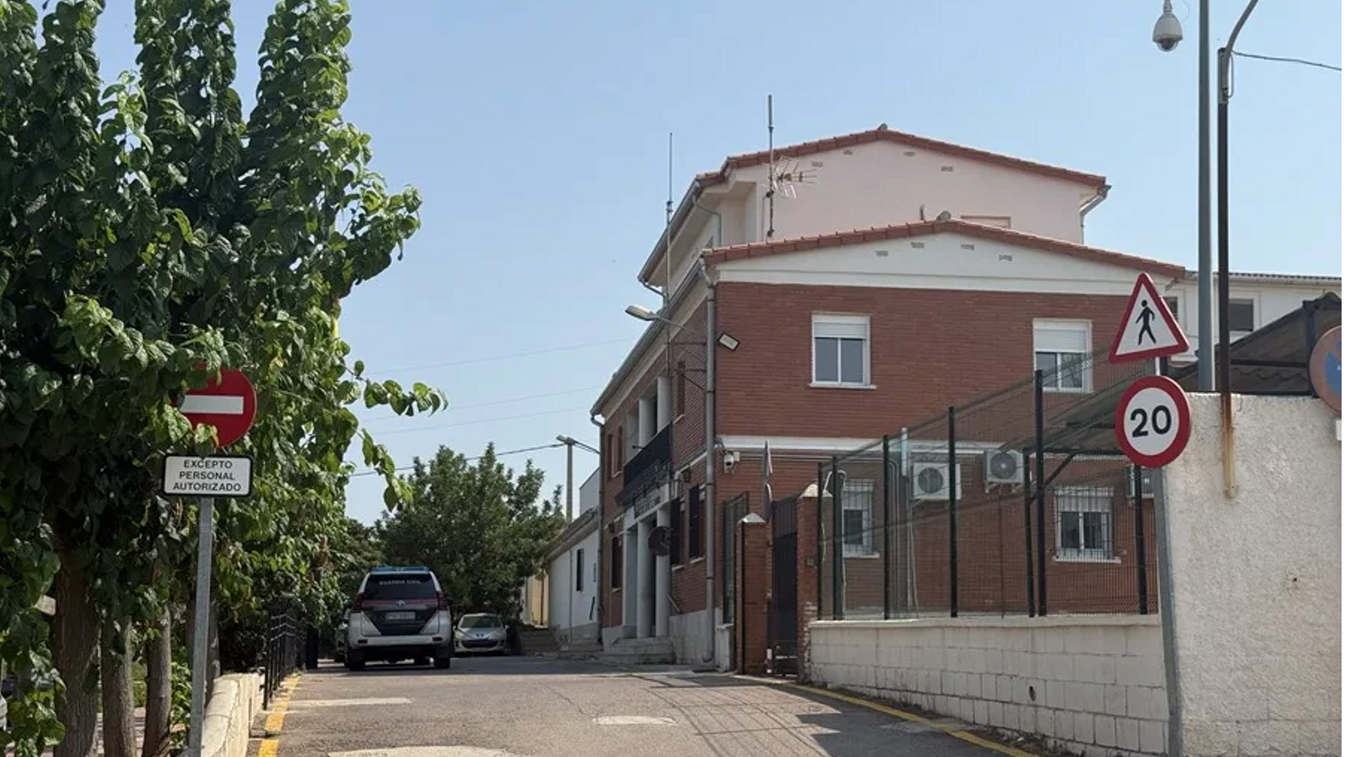 Muere la mujer que estuvo retenida por su pareja 12 días en Llíria, Valencia: se habría precipitado voluntariamente
