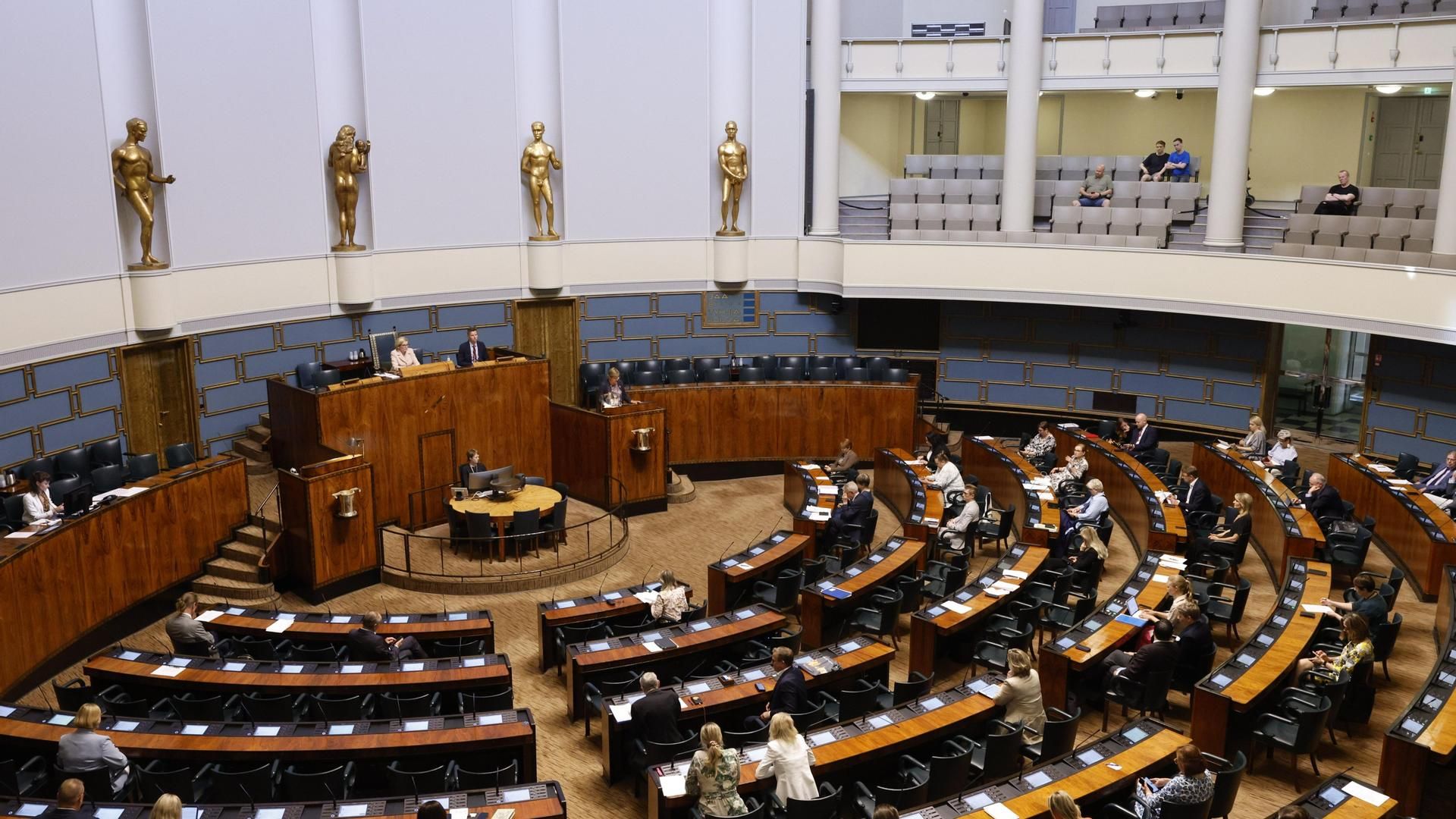 Muere un diputado finlandés en la sede del Parlamento