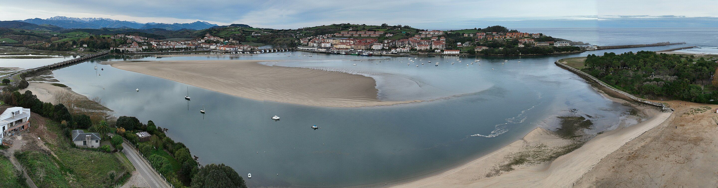 Vista panorámica de San Vicente de la Barquera