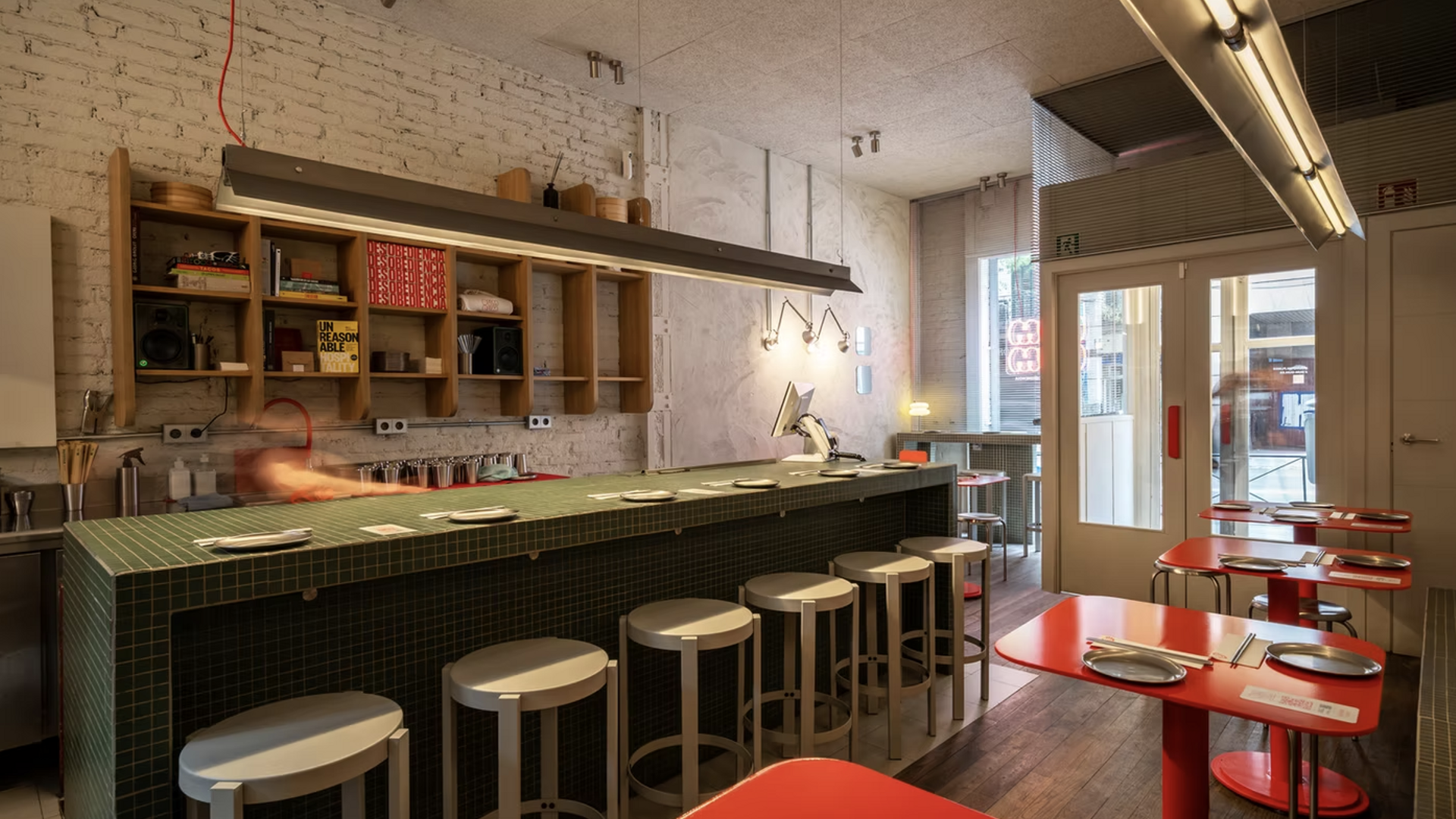 Así es como nunca te vas a encontrar la barra y el comedor