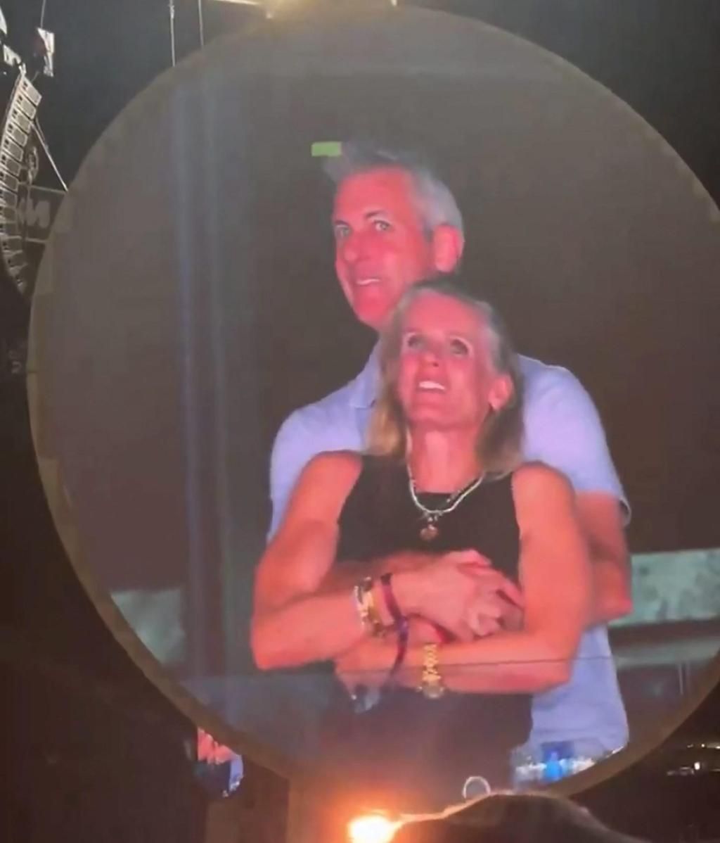 El CEO Andy Byron y Kristin Cabot