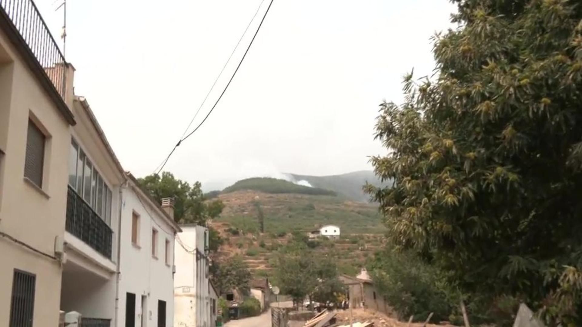 En peligro el Valle del Jerte ante el avance descontrolado del incendio de Jarilla, Cáceres