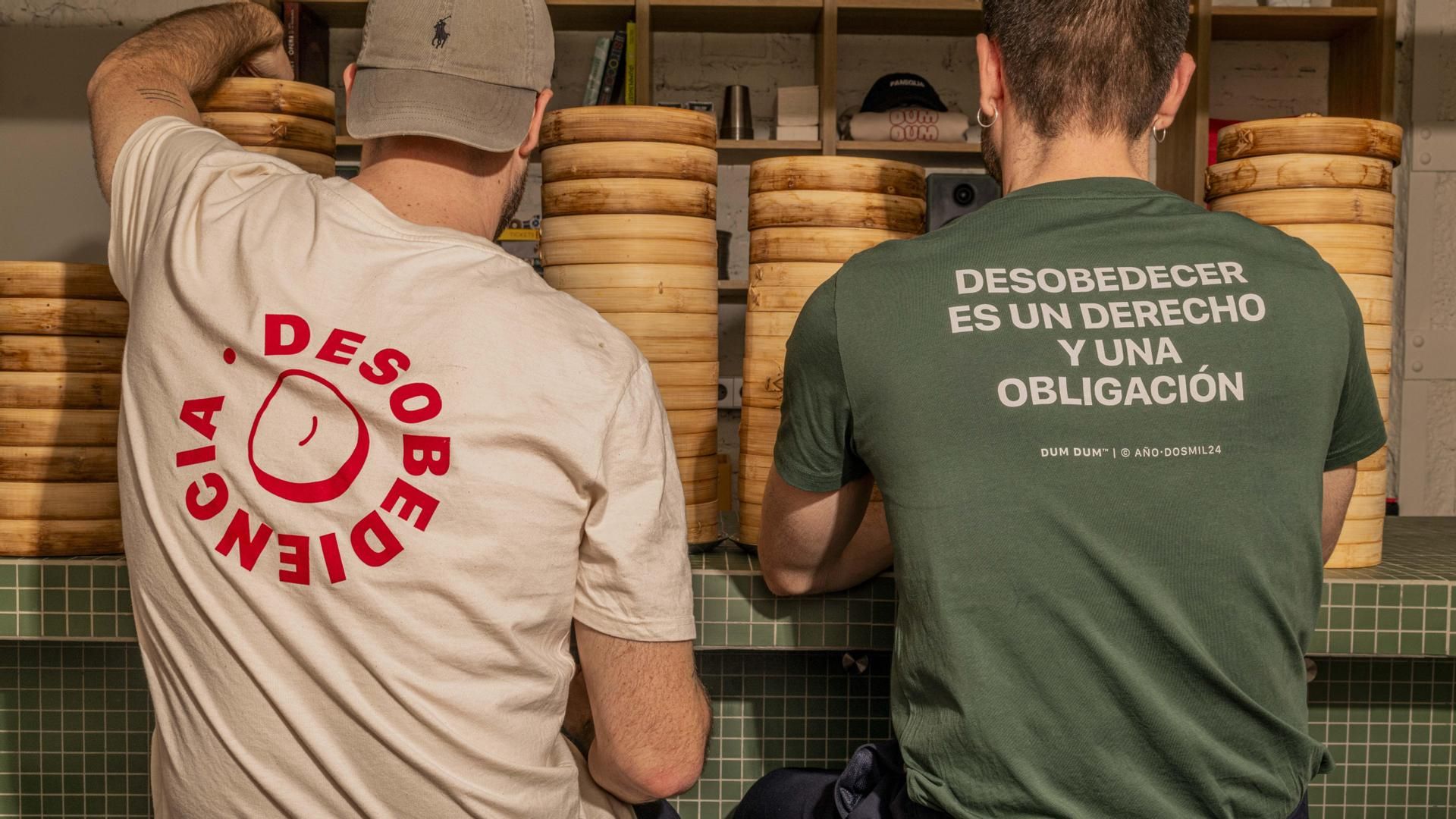 Si quieres verles la cara a Kéril y Yerai Gómez vas a tener que pasarte por su local.