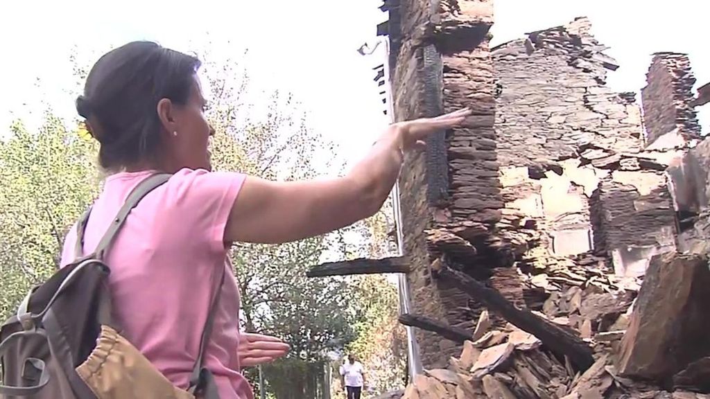 Vecinos de Zamora y León vuelven entre lágrimas a sus pueblos destrozados por las llamas