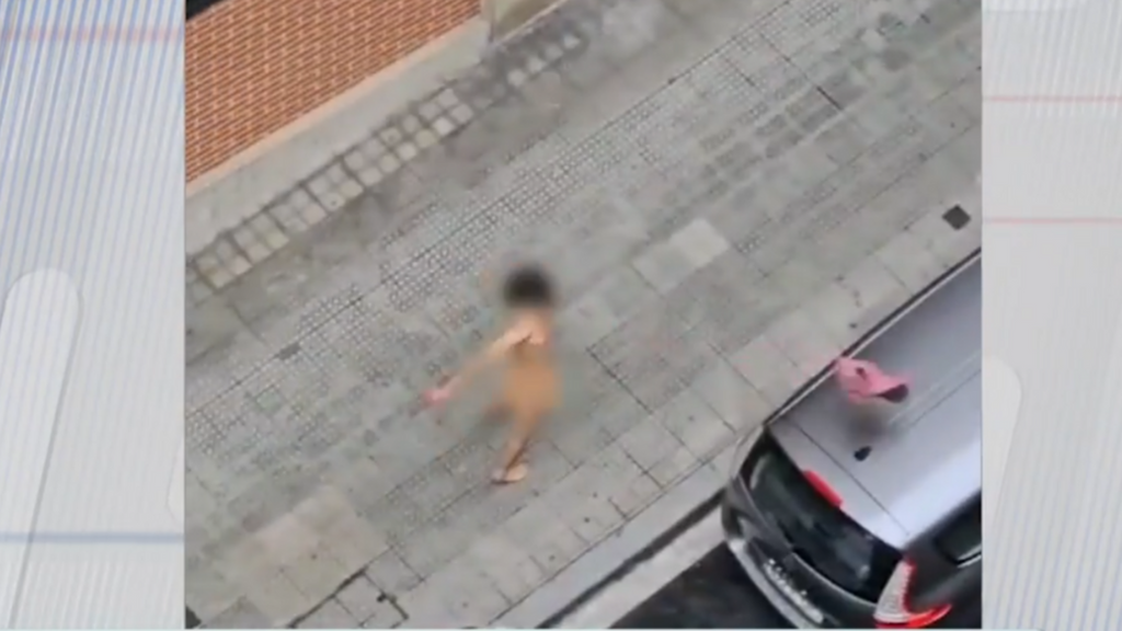 Imágenes impactantes de un 'hombre zombie' desnudo y ensangrentado en Bilbao: "Yo nunca he visto a nadie así"