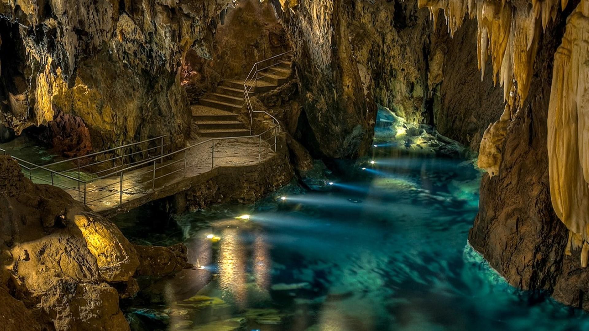 Gruta de las Maravillas en Aracena, Huelva