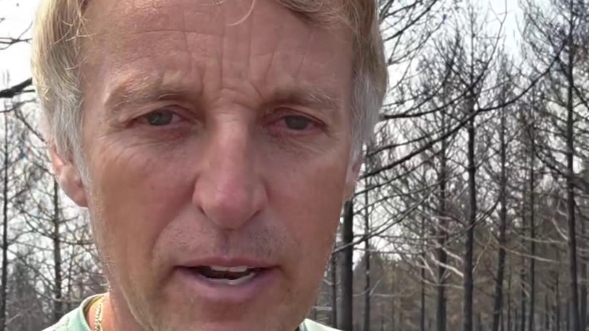 Jesús Calleja, desde el Bierzo, muestra la desolación tras los incendios forestales