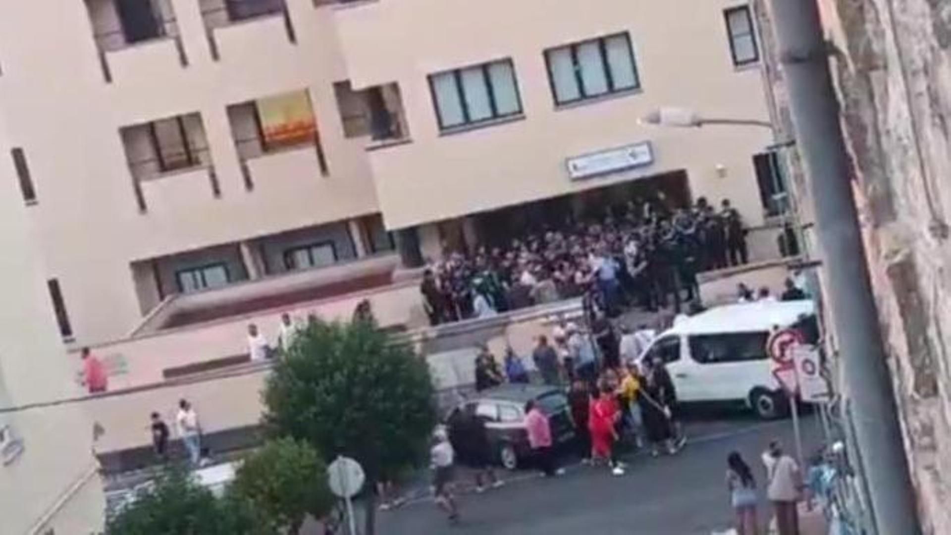 Un enfrentamiento a tiros entre dos familias en Ávila se salda con un muerto, tres heridos y varios responsables identificados Un enfrentamiento a tiros entre dos familias en Ávila se salda con un muerto, tres heridos y varios responsables identificados