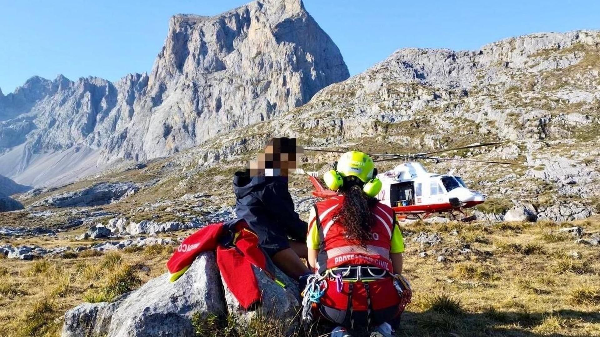 Rescatada una niña madrileña indispuesta mientras hacía la ruta a Cabaña Verónica