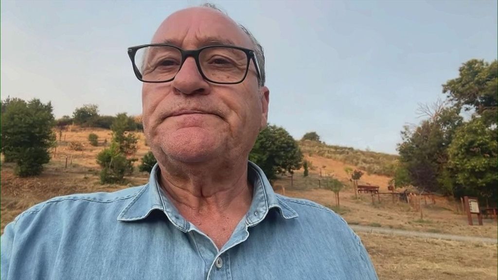 Alfonso Arias Balboa, alcalde de Molinaseca, en León, en una entrevista con 'Informativos Telecinco'