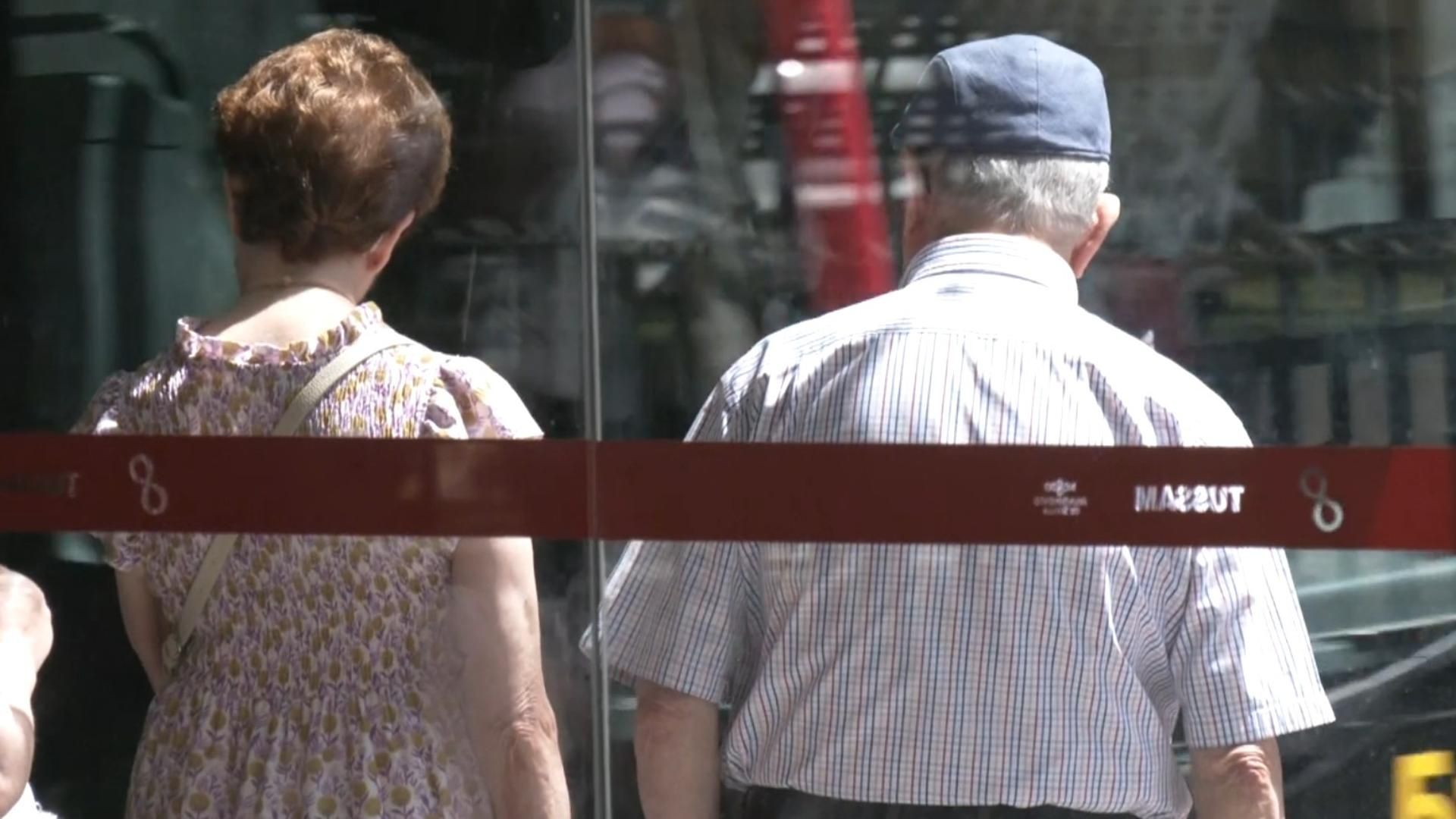 La midorexia, el temor a envejecer, se extiende impulsado por las redes sociales: “Tengo miedo al tipo de futuro que me espera”