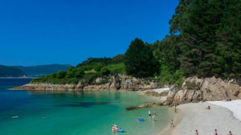 La playa gallega que parece el Caribe