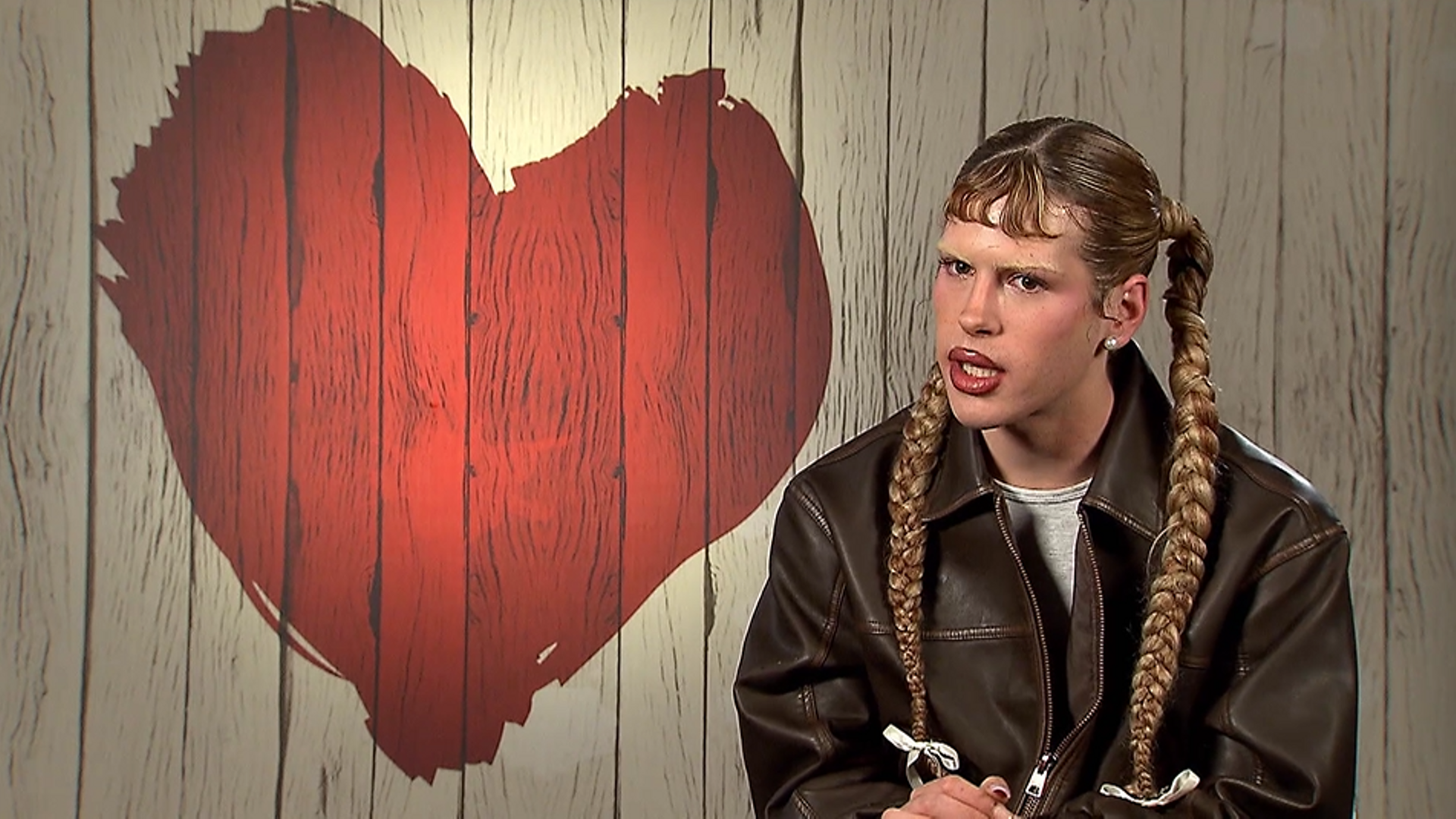 La terrible reacción de “la sexy almerian girl” de 'First Dates' tras conocer a su cita: “Su outfit me parece un cuadro” La terrible reacción de “la sexy almerian girl” de 'First Dates' tras conocer a su cita: “Su outfit me parece un cuadro”