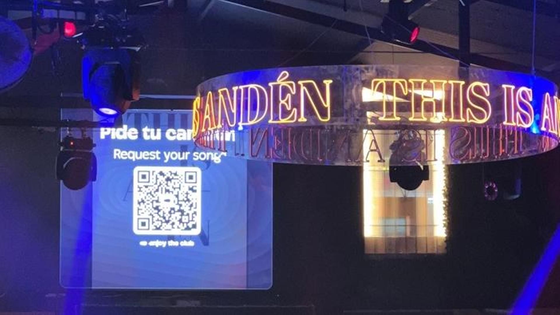 'Enjoy the Club', así es la aplicación para poner tus propias canciones en discotecas y salir en las pantallas