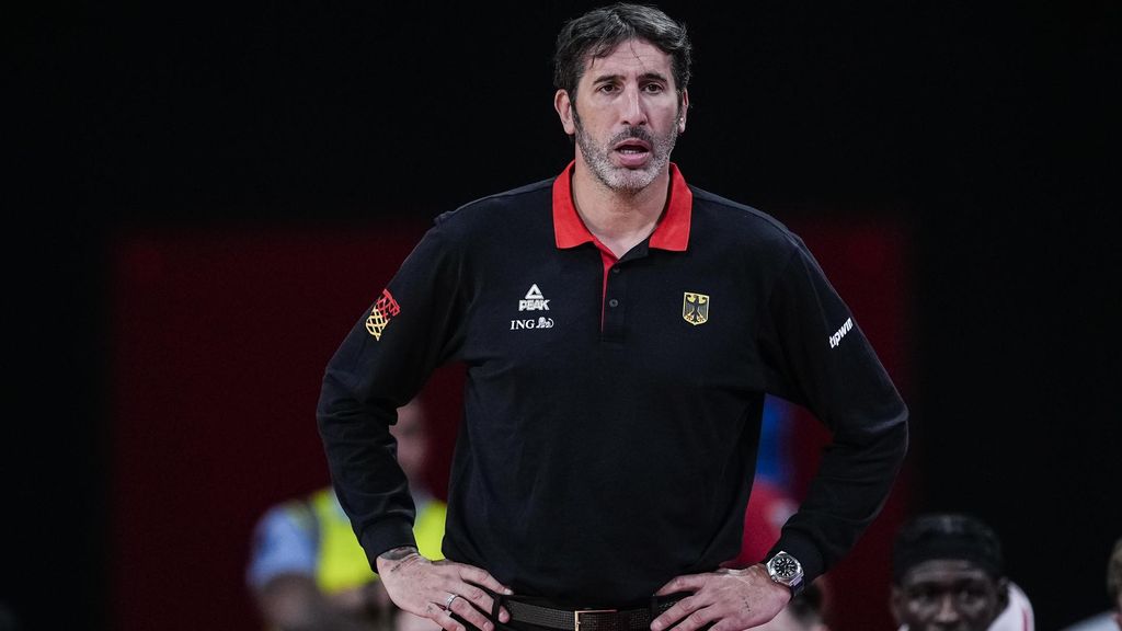 Ingresan al español Álex Mumbrú, seleccionador de baloncesto de Alemania, por una “infección aguda”