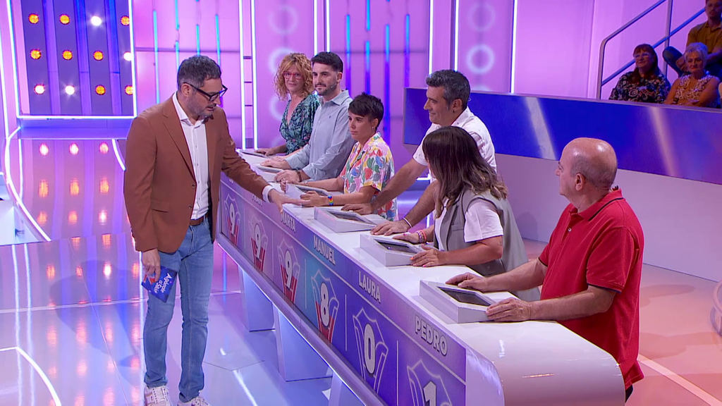 La sugerencia de Eugeni Alemany a una concursante de ‘Agárrate al sillón’ que trabaja en una gasolinera: “Se podría cambiar…"